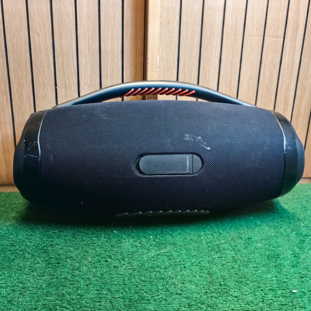 JBL Boombox 3 Bluetooth Speaker - In Nette Staat, JBL, Zo goed als nieuw, Support@jbl.com, 400 Atlantic Street
Stamford, CT 06901
USA