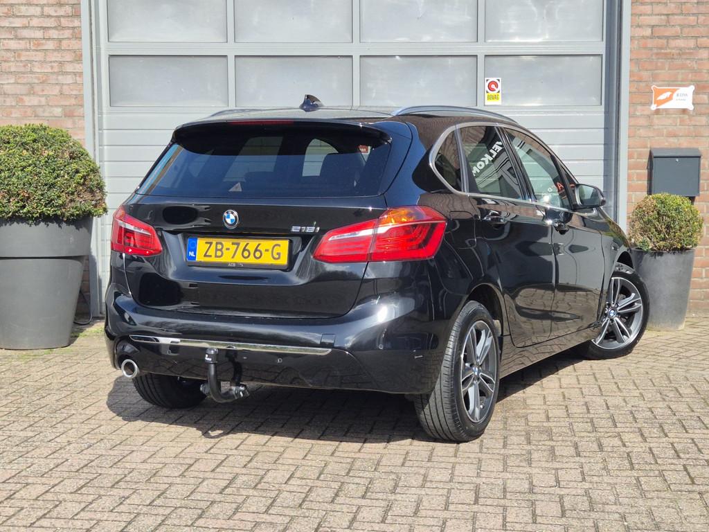 BMW 2 Serie Active Tourer 218i Corp High Executive Automaat, Gebruikt, Euro 6, Zwart, 3 cilinders