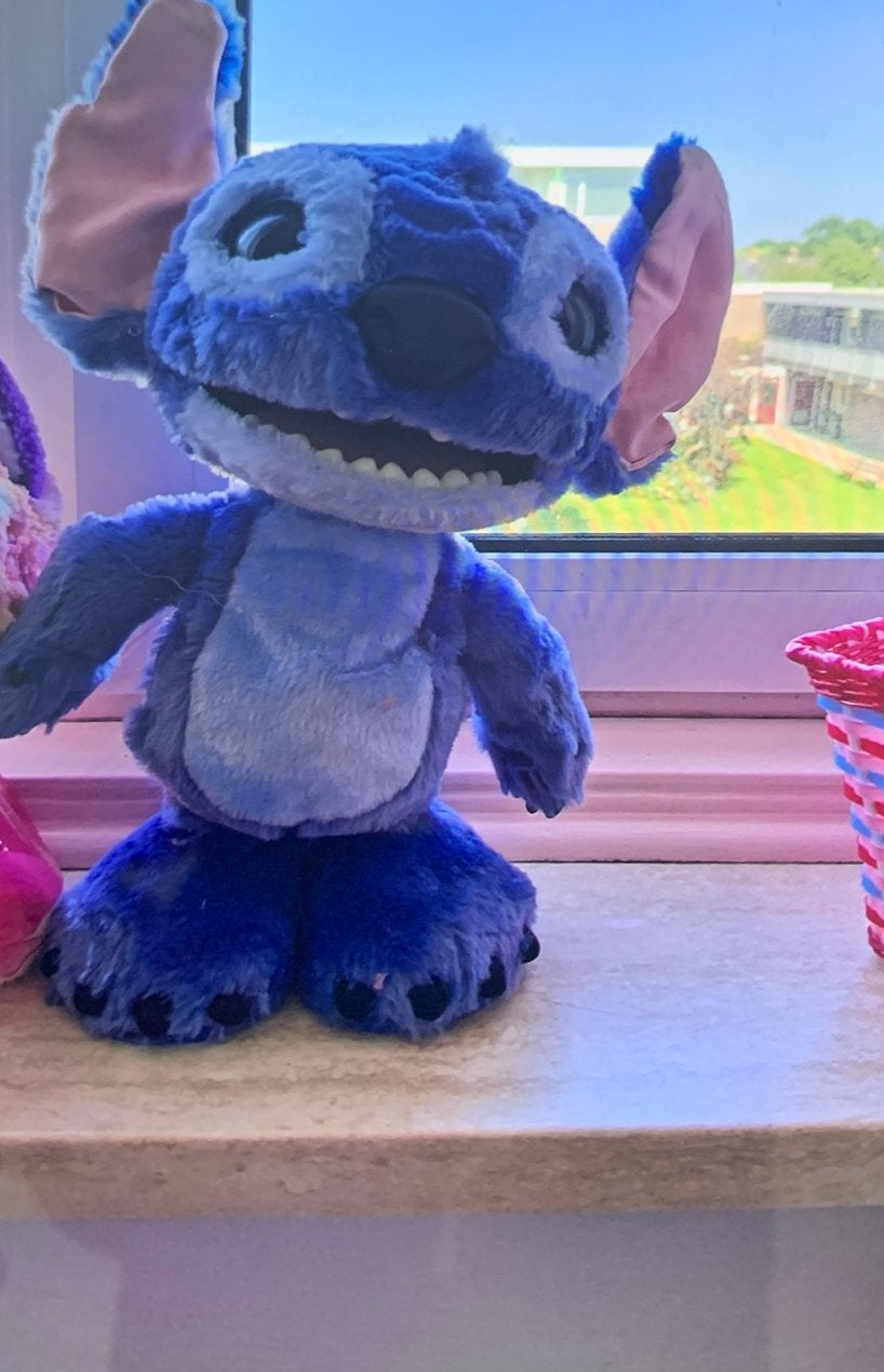 Interactive stich, Ophalen, Zo goed als nieuw
