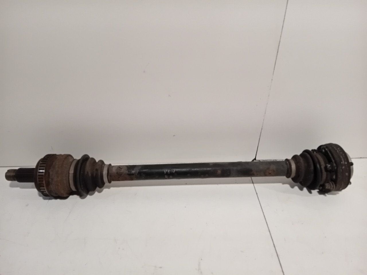 Aandrijfas rechts achter BMW 3 serie, Onderdelen@venauto.nl, Van der Ven Autorecycling B.V., Gebruikt, Ettenseweg 76, 4706 PB Roosendaal, The Netherlands