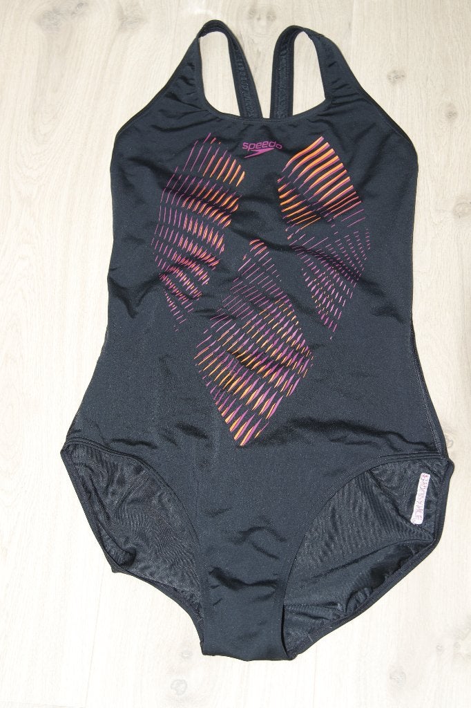 Speedo badpak zwart rood hoog opgesneden maat D42, Zwart, Badpak, Zo goed als nieuw, Speedo