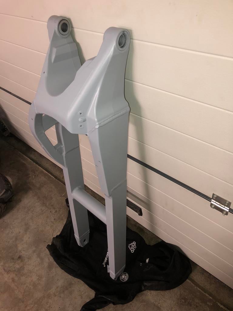 Verlengde achterbrug met velg honda cbr 929cc 2001 (SC44), Motoren, Ophalen, Gebruikt