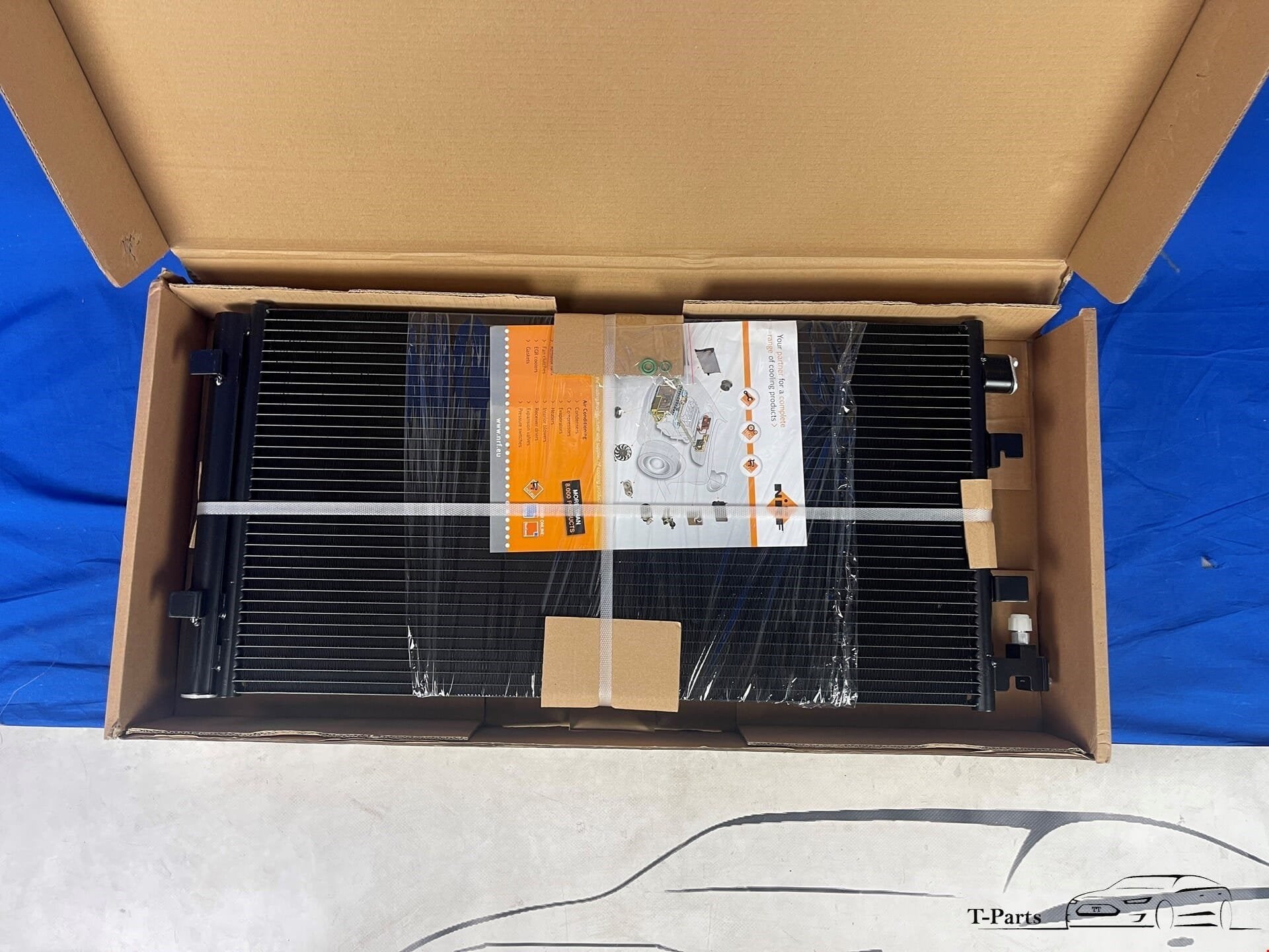 Renault megane 3 scenic 921100001R airco condensor, Renault Group, Contact.group@renault.com, Renault, Nieuw