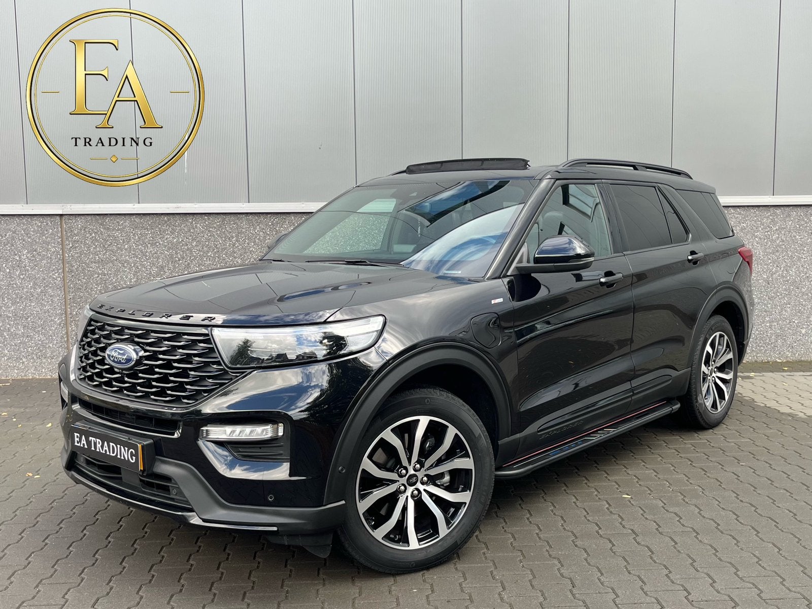 Ford Explorer 3.0 V6 PHEV 457PK ST-Line |Pano|7P|B&O|BTW|VOL, Automaat, Dealer onderhouden, Zwart, Bedrijf