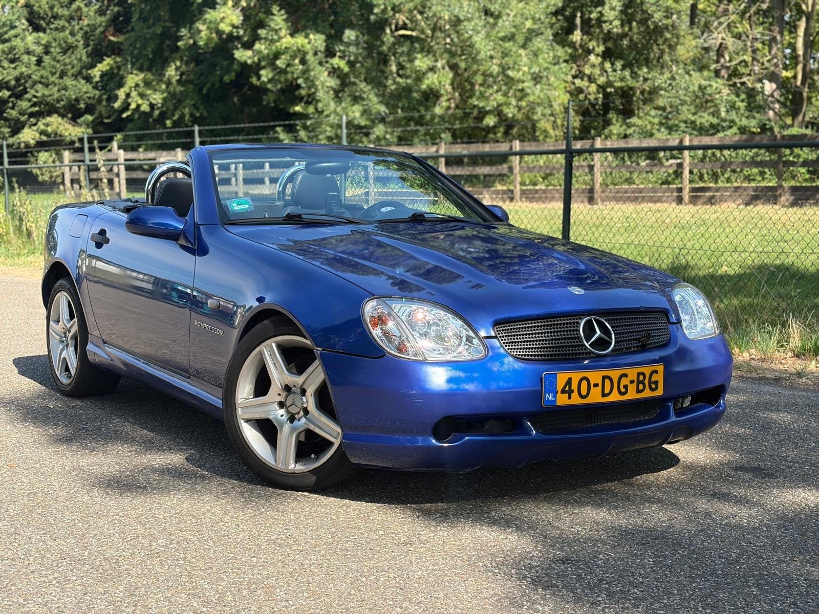 Mercedes-Benz SLK-klasse 230 K/leuke auto, Auto's, Achterwielaandrijving, Gebruikt, Lederen bekleding, 4 cilinders