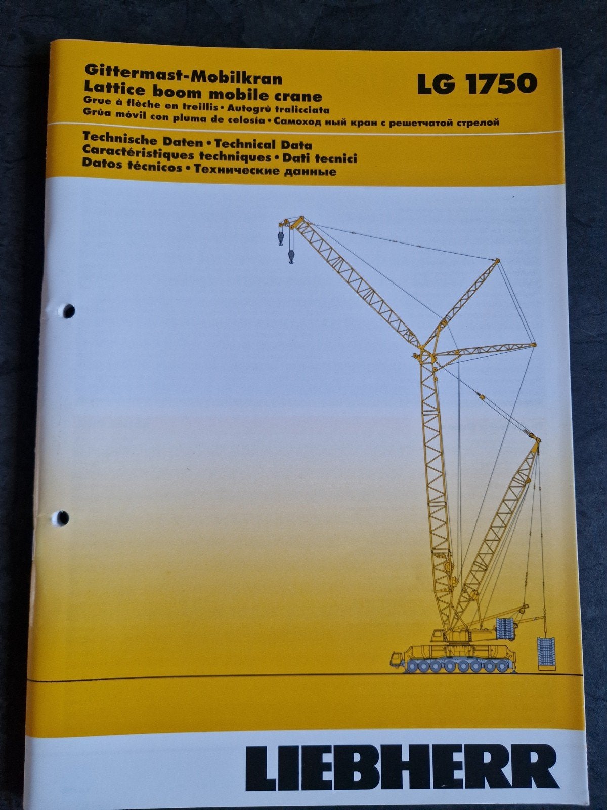 Liebherr LG 1750 Gittermast-Mobilkran Technische Gegevens, Ophalen of Verzenden, Gelezen, Liebherr