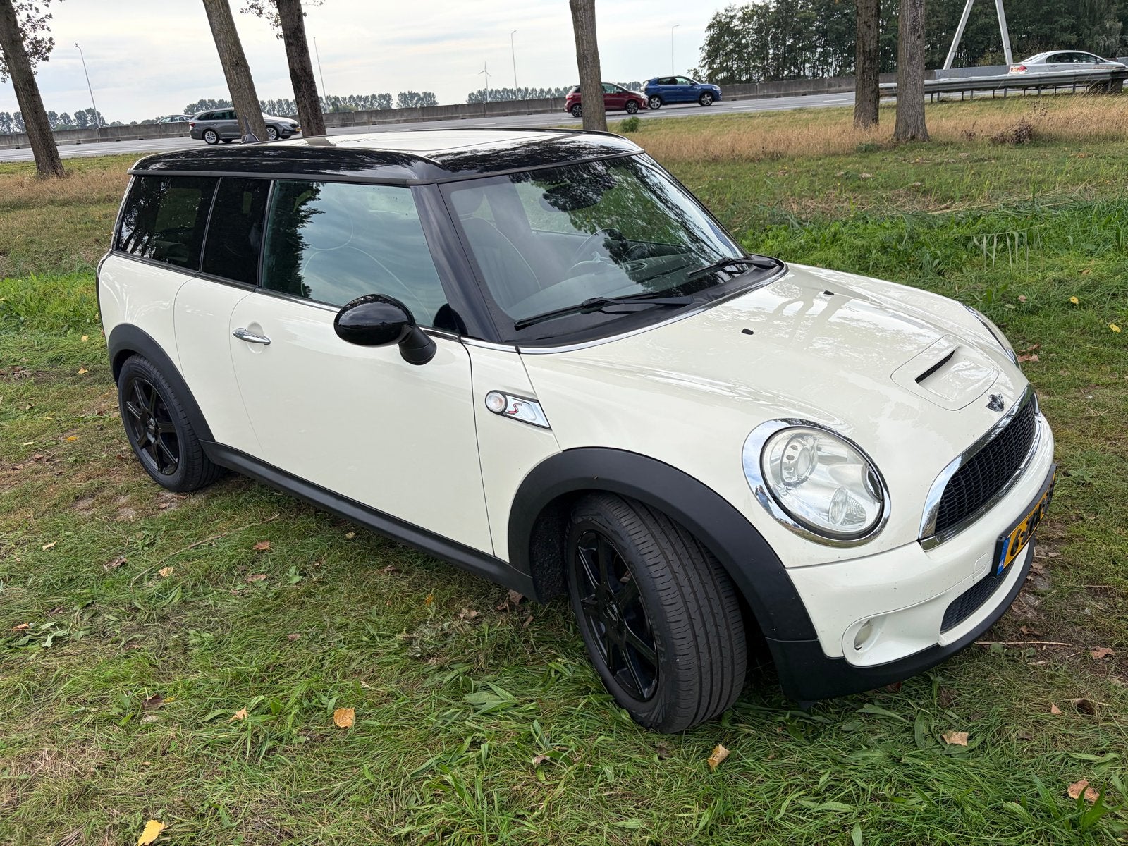 Foto 7 van Mini Clubman 1.6 Cooper S AUT 2008 Wit