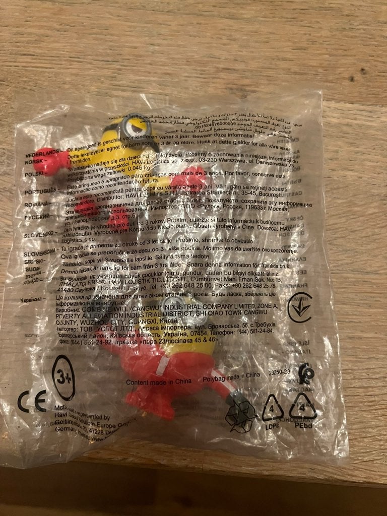 2 McDonalds Happy Meal Minions Figuurtjes in Verpakking, Verzamelen, Ophalen of Verzenden, Nieuw