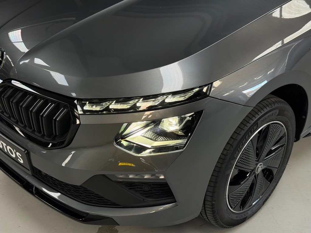 Skoda Kamiq Monte Carlo 1.5 TSI 150PK |Pano|Camera|Stuurverw, Auto's, Skoda, Euro 6, 150 pk, Kamiq, Voorwielaandrijving