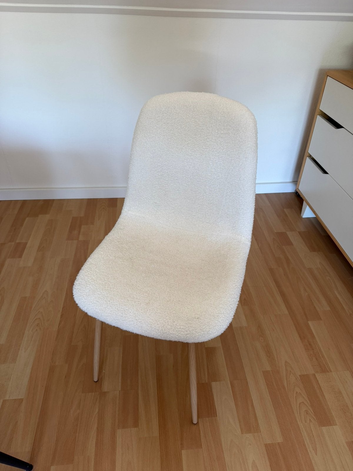 Witte teddy stoel, Huis en Inrichting, Stoelen, Ophalen, Wit, Zo goed als nieuw, Eén