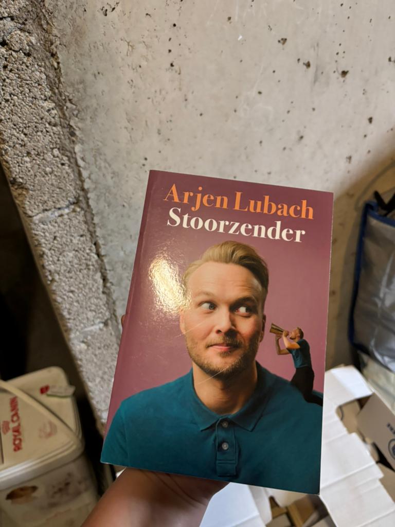 Arjen Lubach Stoorzender boek, Ophalen of Verzenden, Nieuw