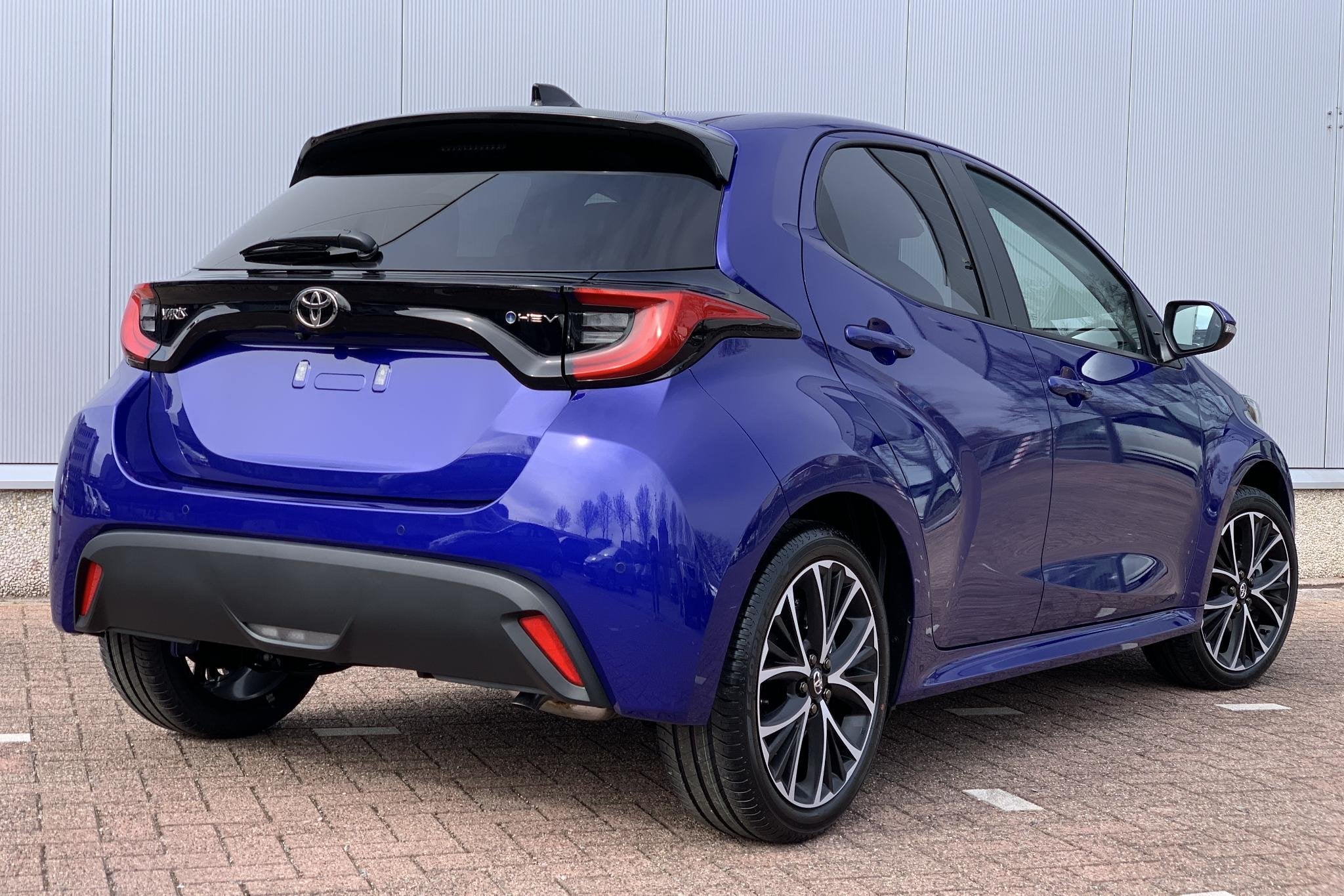 Toyota Yaris 1.5 Hybrid 115 Dynamic / Comfort Pack / Nu €2, Auto's, Stof, Euro 6, 116 pk, 1490 cc