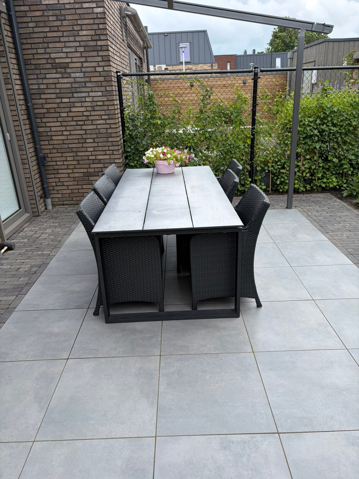 Tekoop tuinset , tafel met 6 stoelen en kussen, Ophalen, Kunststof, Gebruikt, 6 zitplaatsen