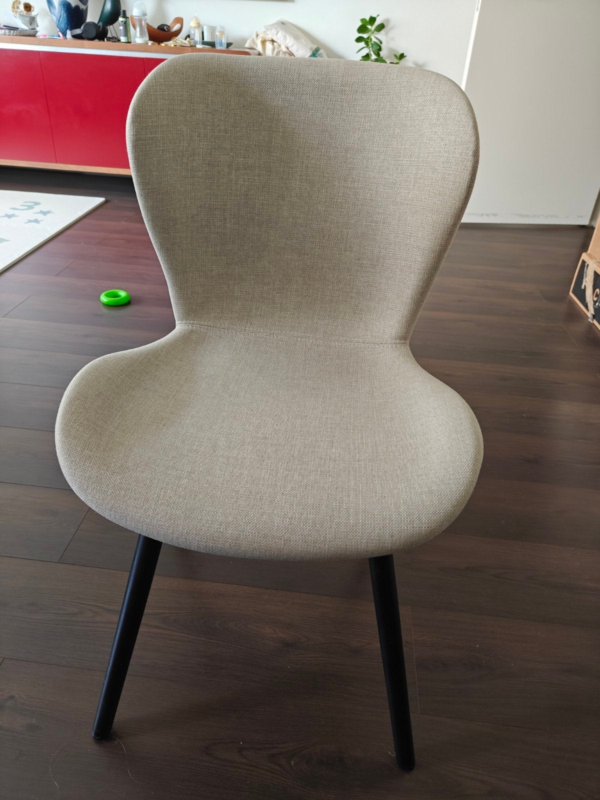 6 chairs for living room., Ophalen, Twee