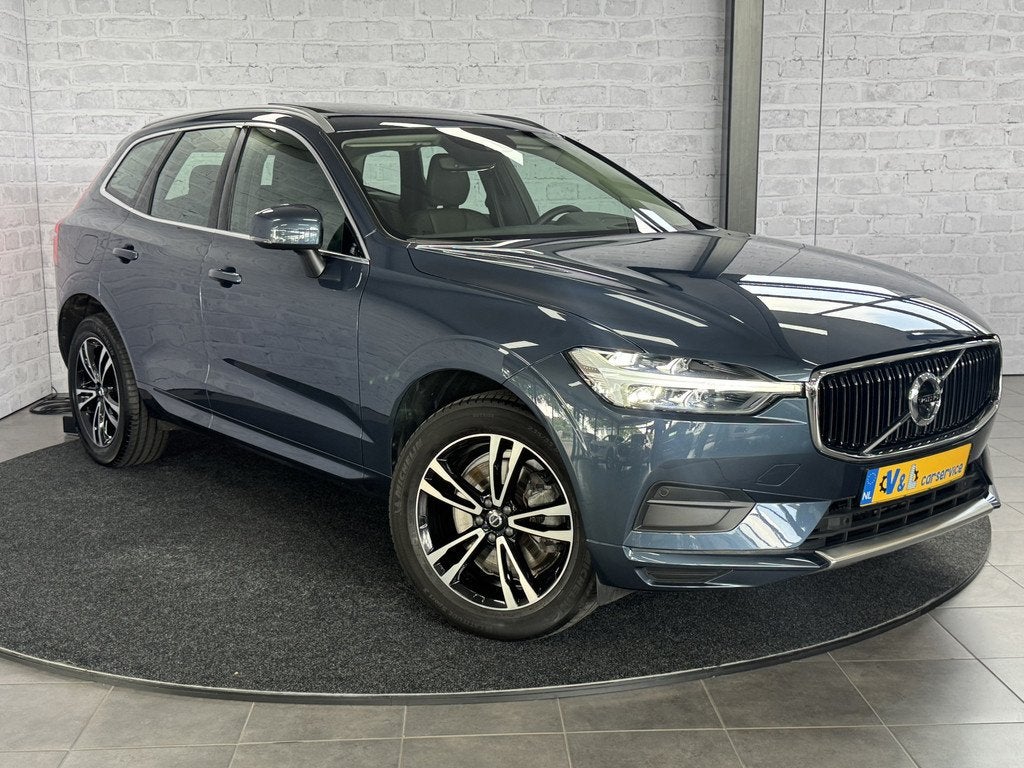 Volvo XC60 2.0 B5 Momentum Exclusive Pano Pilot Assist H/K 3, Auto's, 15 km/l, Gebruikt, 4 cilinders, Bedrijf