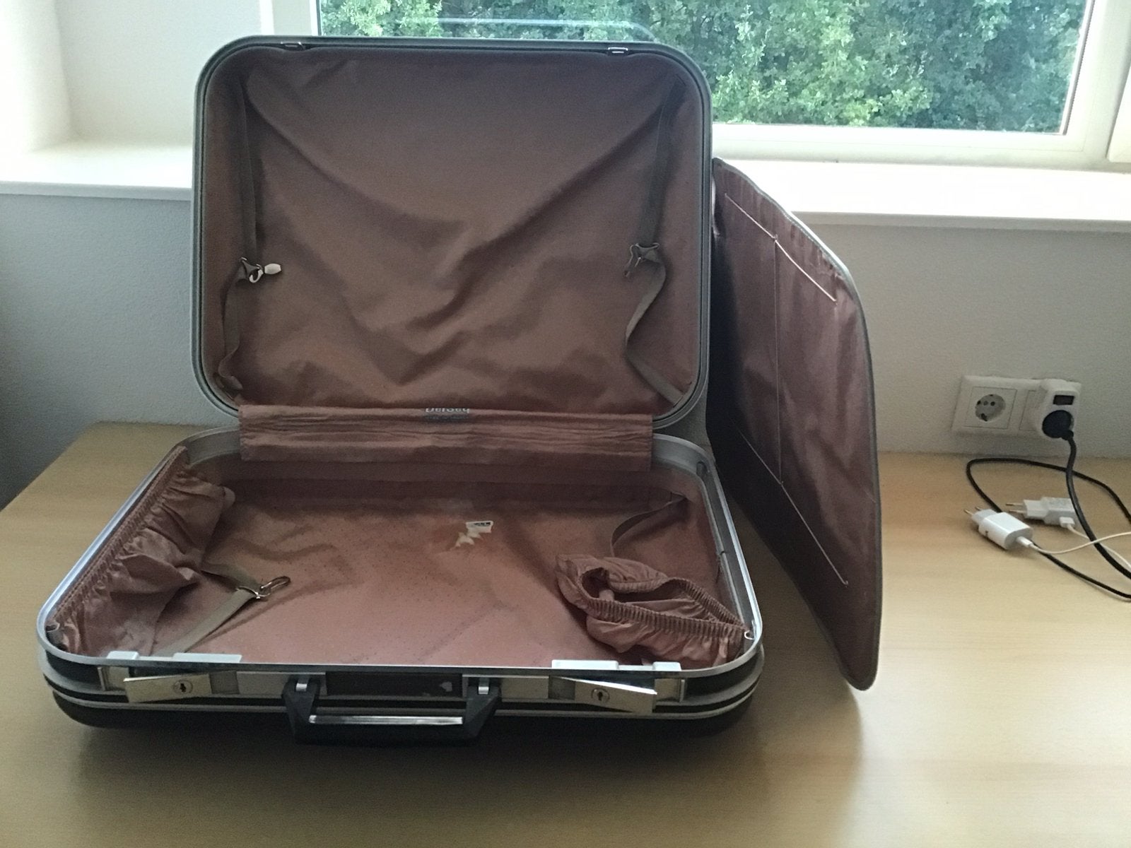 Delsey, hardcase koffer, Sieraden, Tassen en Uiterlijk, Ophalen, Gebruikt