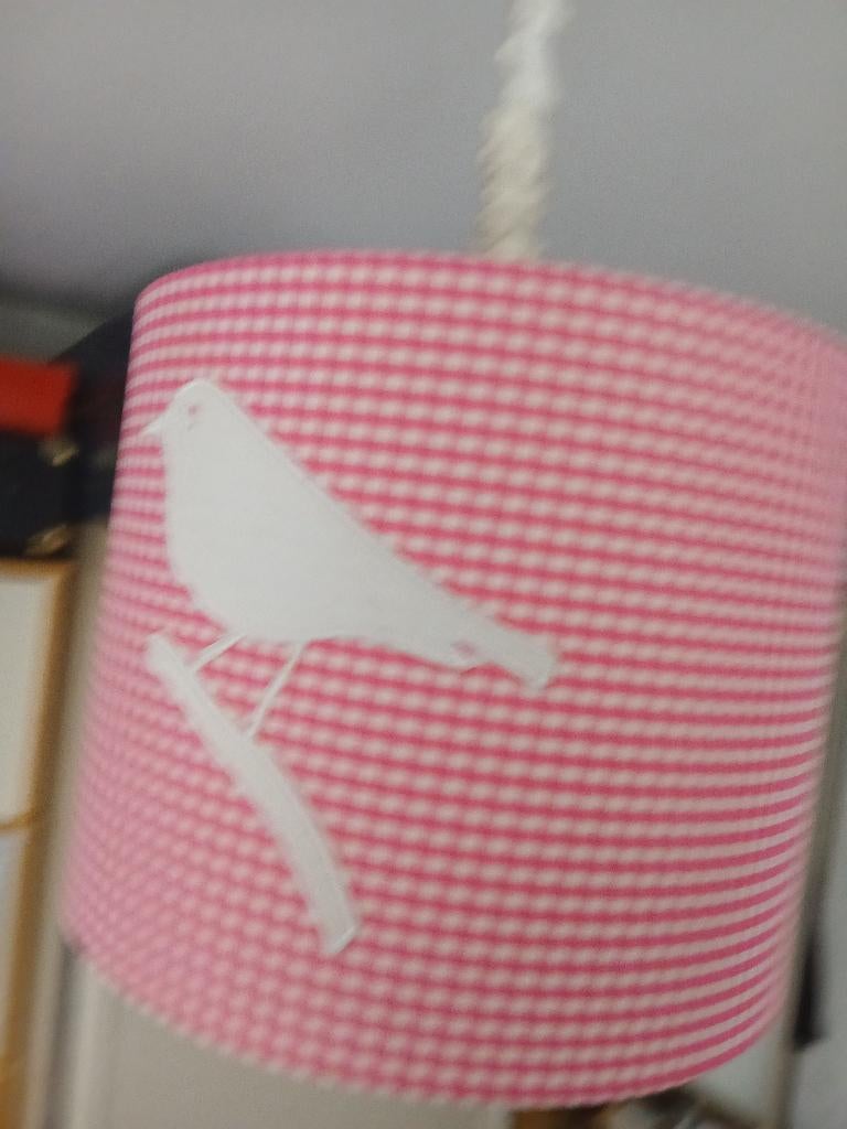 Meisjes hanglamp kleur Rosé 30x 25 cm met vogel z.g.a.n., Ophalen, Zo goed als nieuw, Kunststof, Minder dan 50 cm