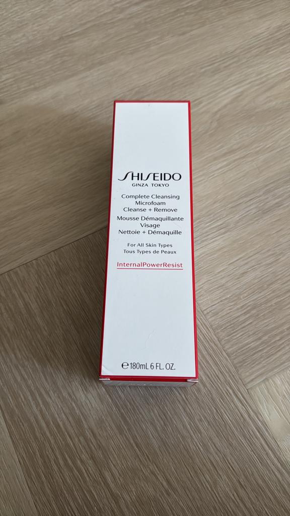 Shiseido complete cleansing microfoam nieuw, Sieraden, Tassen en Uiterlijk, Uiterlijk | Gezichtsverzorging, Ophalen of Verzenden