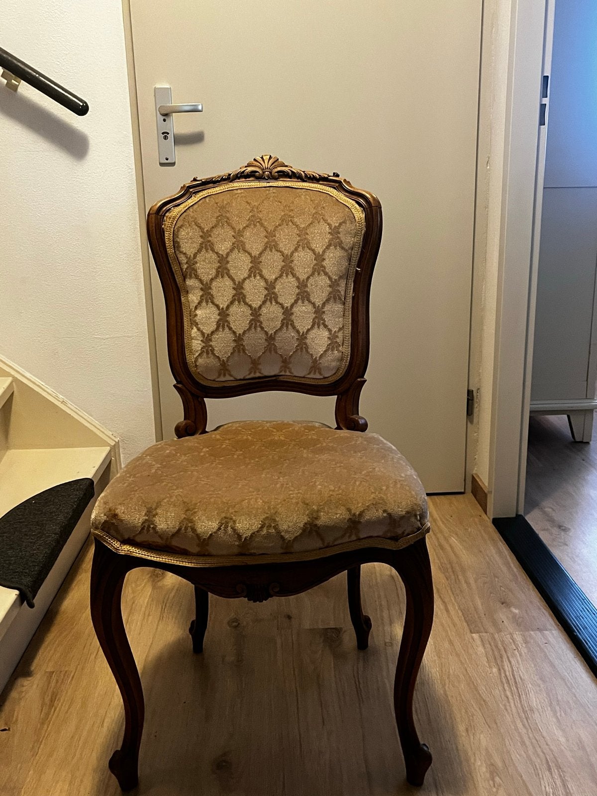 Brocante stoel met gebogen poten - Beige, Ophalen