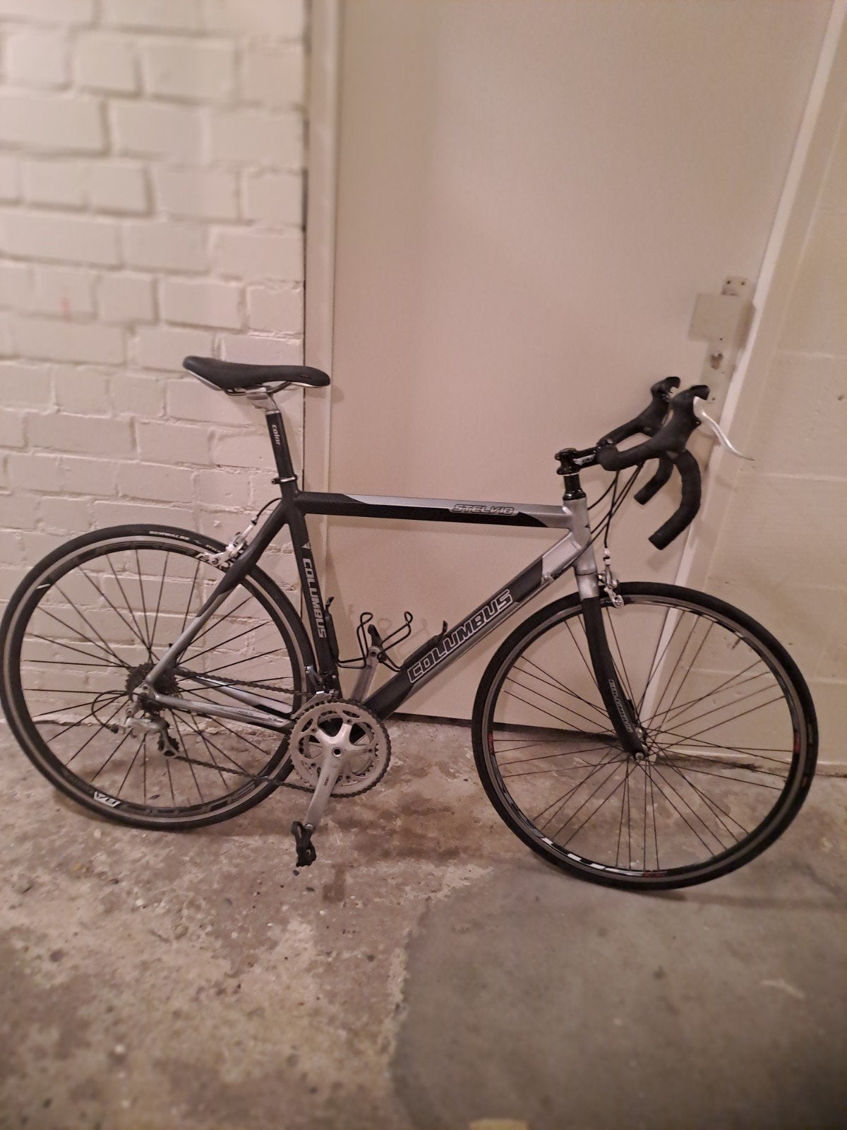 Te koop wielrenfiets Columbus zwart grijs +kleding schoenen., 28 inch, Gebruikt, Aluminium, 15 tot 20 versnellingen