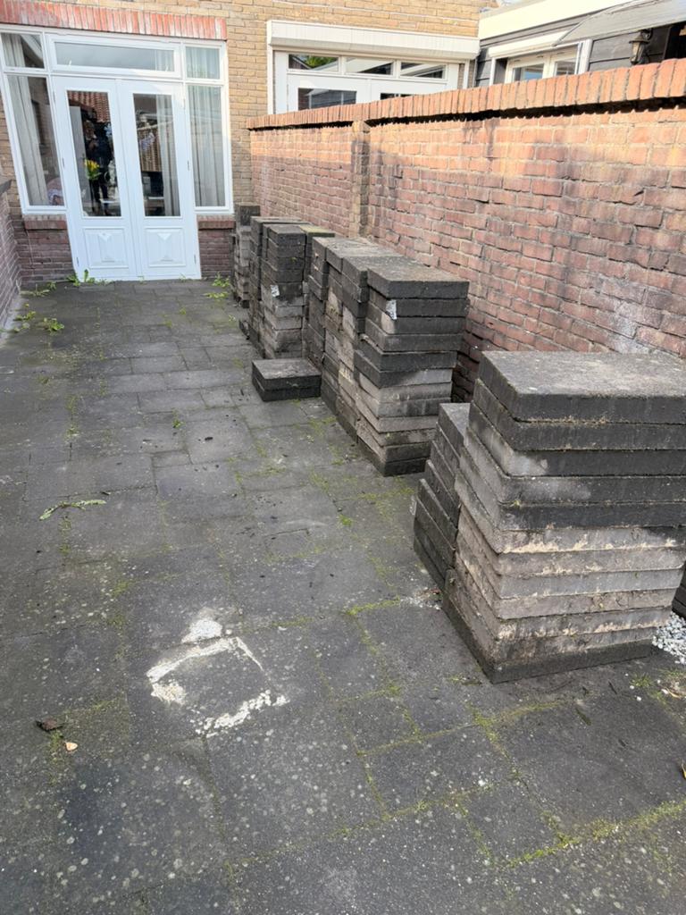 GRATIS 36 m2 hoogwaardige antraciet tuintegels, Tuin en Terras, Ophalen, Zo goed als nieuw, 10 m² of meer, Beton