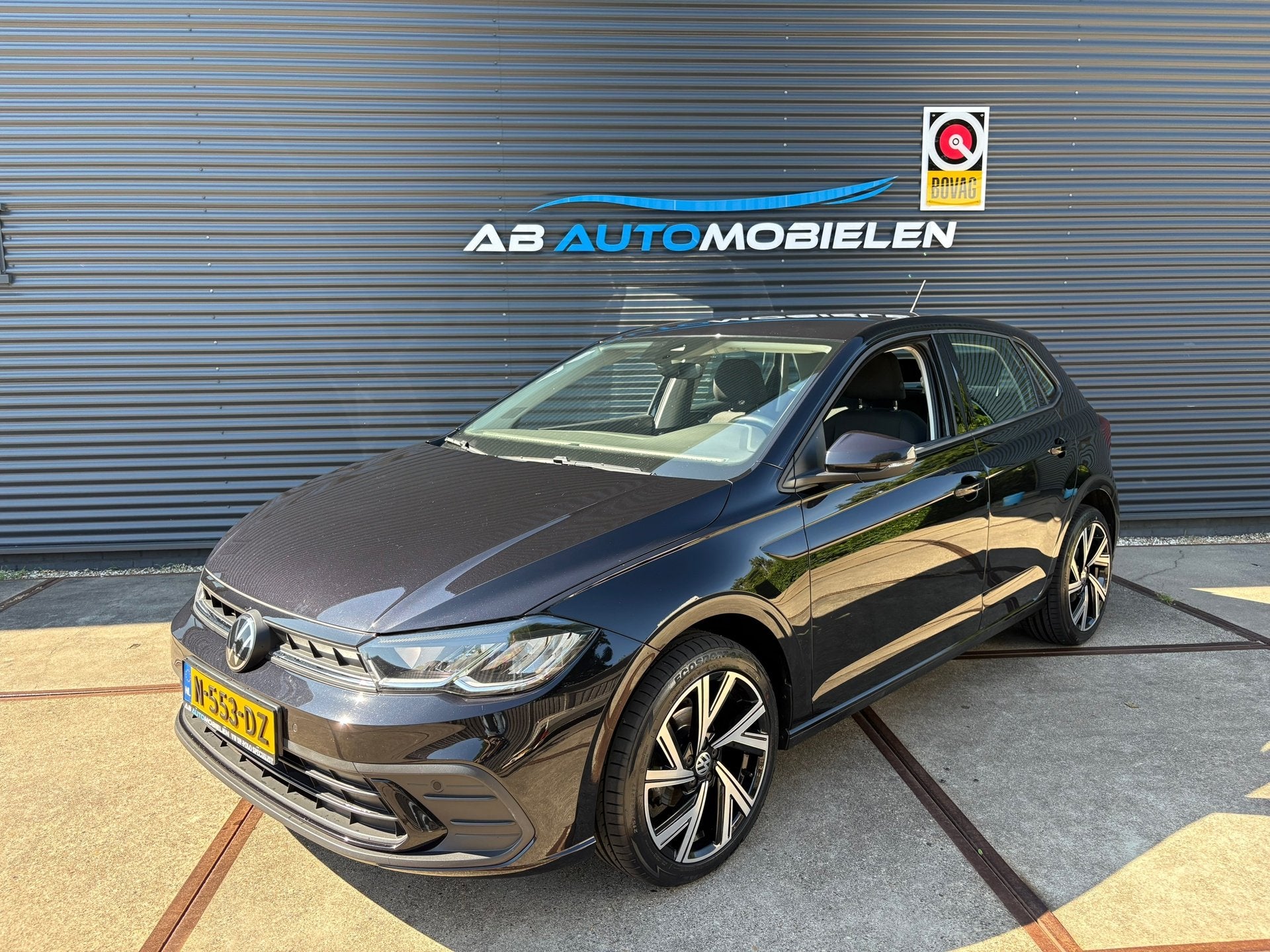 Volkswagen Polo 1.0 TSI Life CARPLAY/ PARKEERSENSOREN, Voorwielaandrijving, Dealer onderhouden, Gebruikt, Euro 6