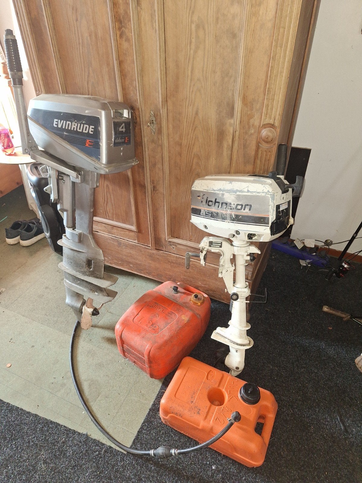 Evinrude en Johnson buitenboordmotoren met brandstoftanks, Ophalen, Gebruikt