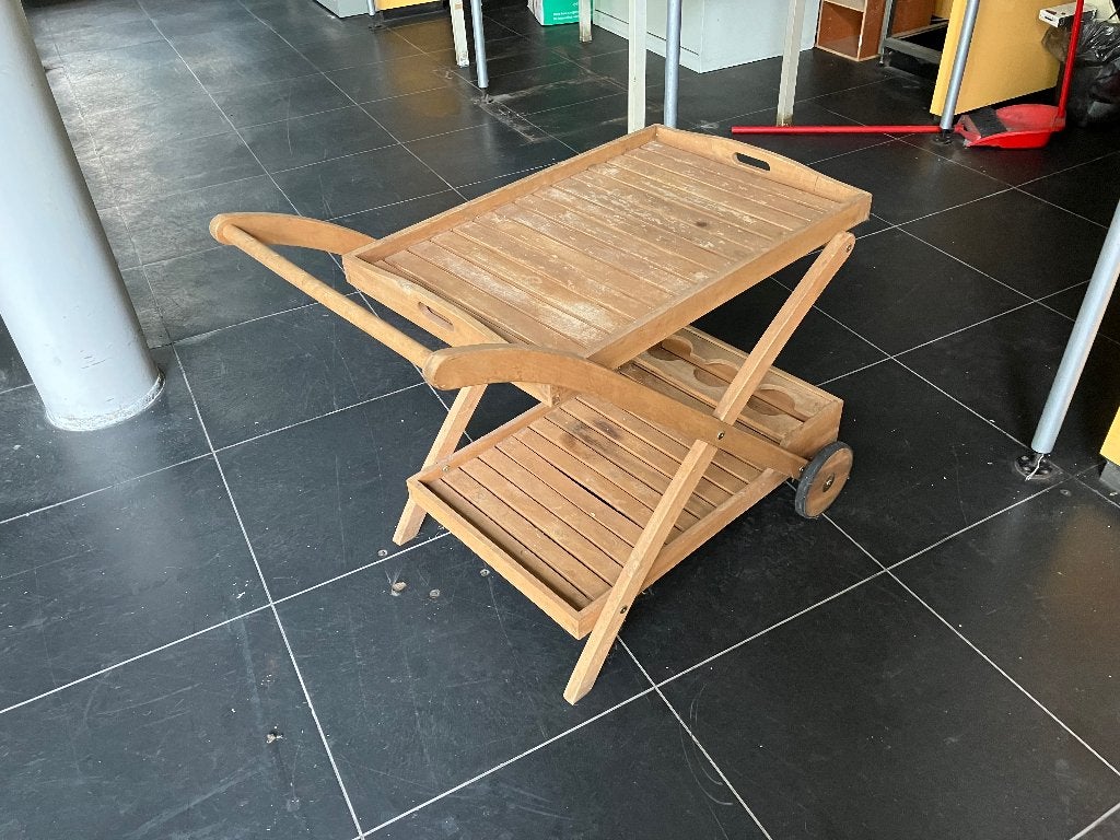 Drankkarretje van hout: rijdt soepel, Ophalen, Gebruikt