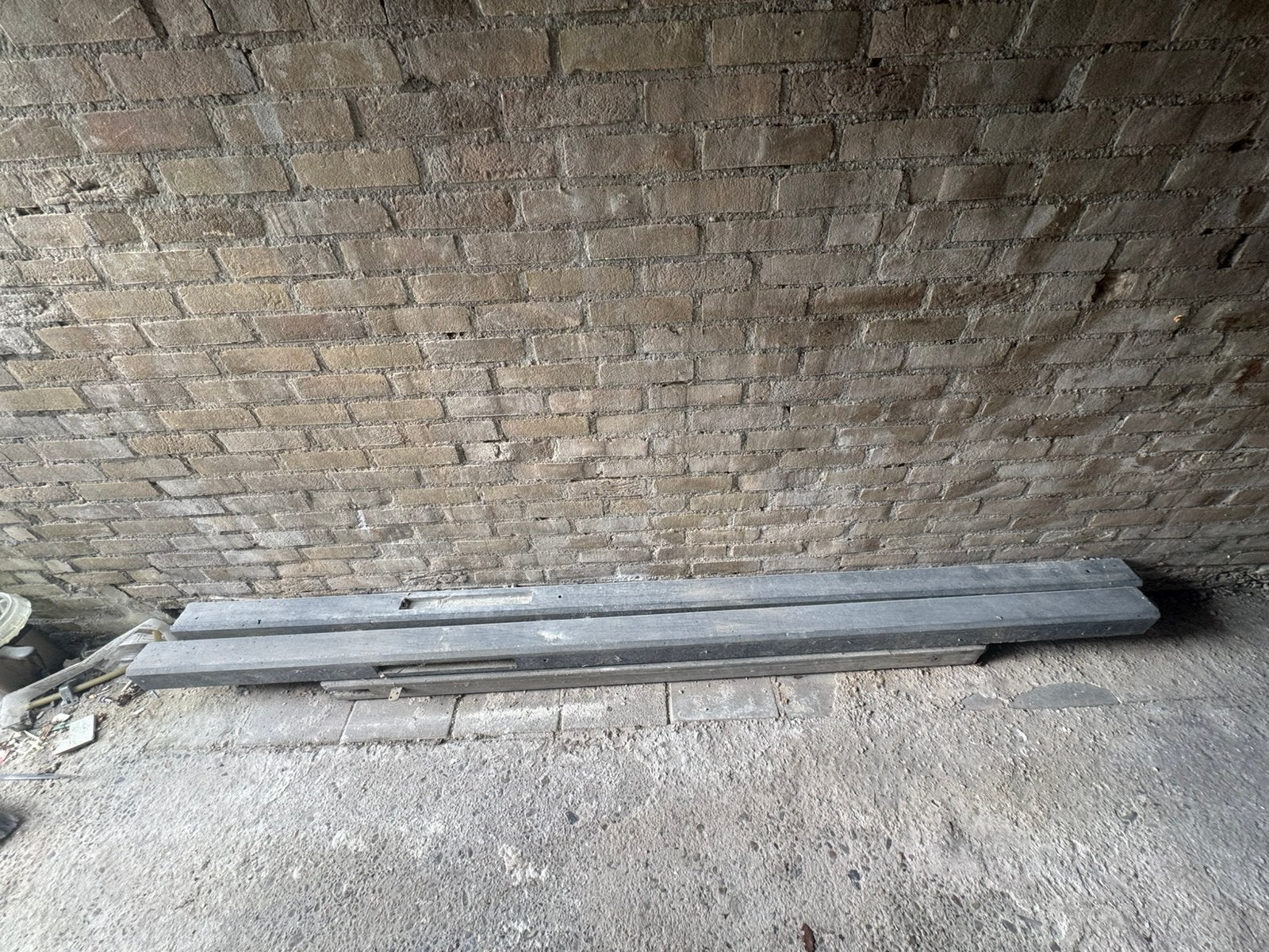 NIEUW Betonnen schuttingpalen 2x 275cm & 2x 190cm, Ophalen, Overige materialen, Minder dan 3 meter