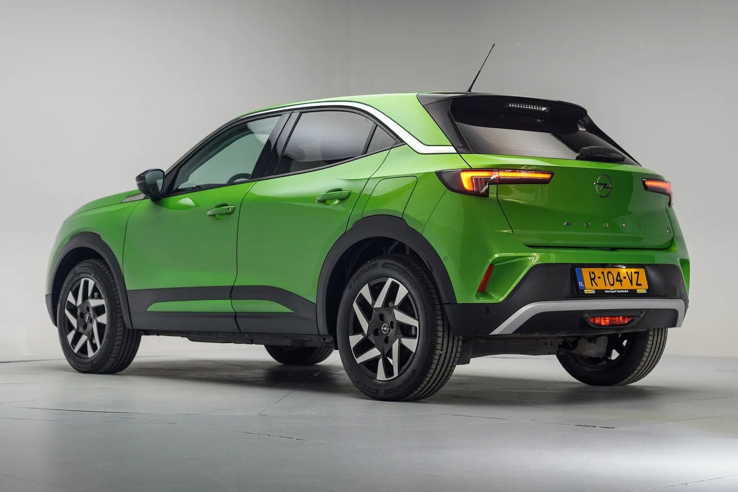 Opel Mokka-e Elegance 50-kWh [ Camera Apple Carplay/Android, Auto's, Gebruikt, Mokka-e, 1498 kg, Origineel Nederlands
