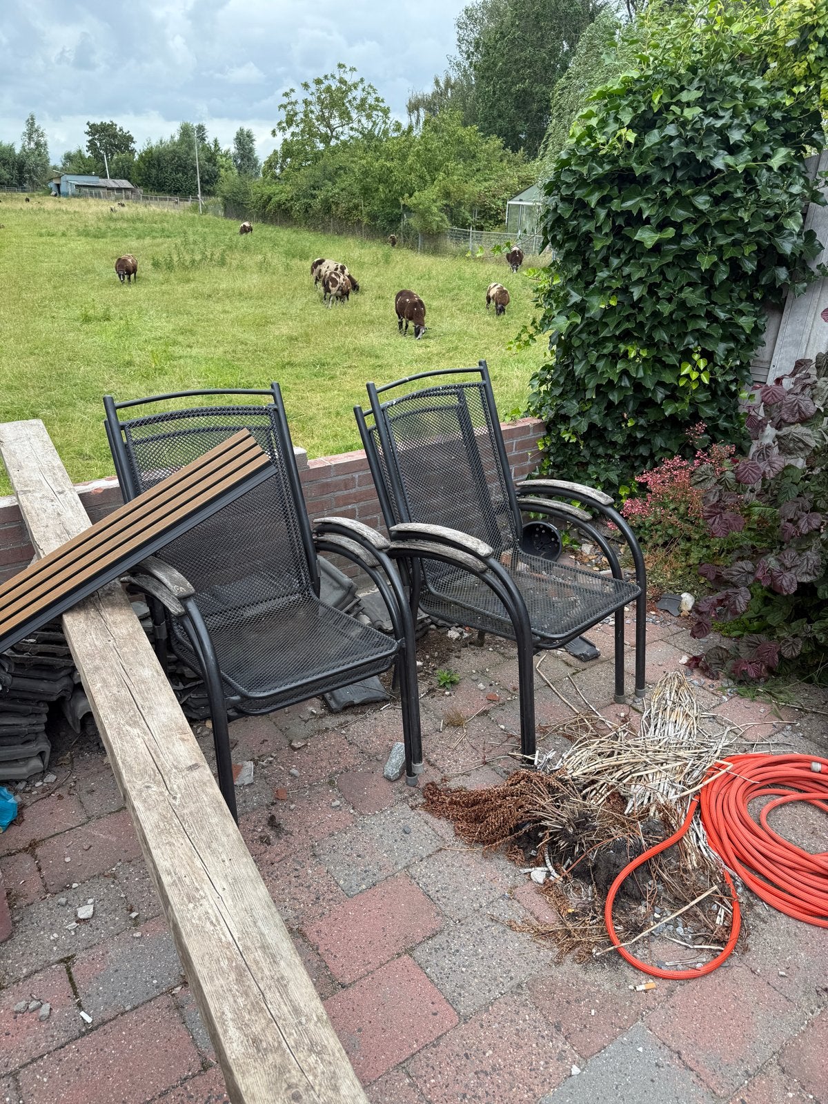 Hartman tuintafel met 4 stoelen - Gebruikt, Ophalen, Gebruikt, Rond, Metaal