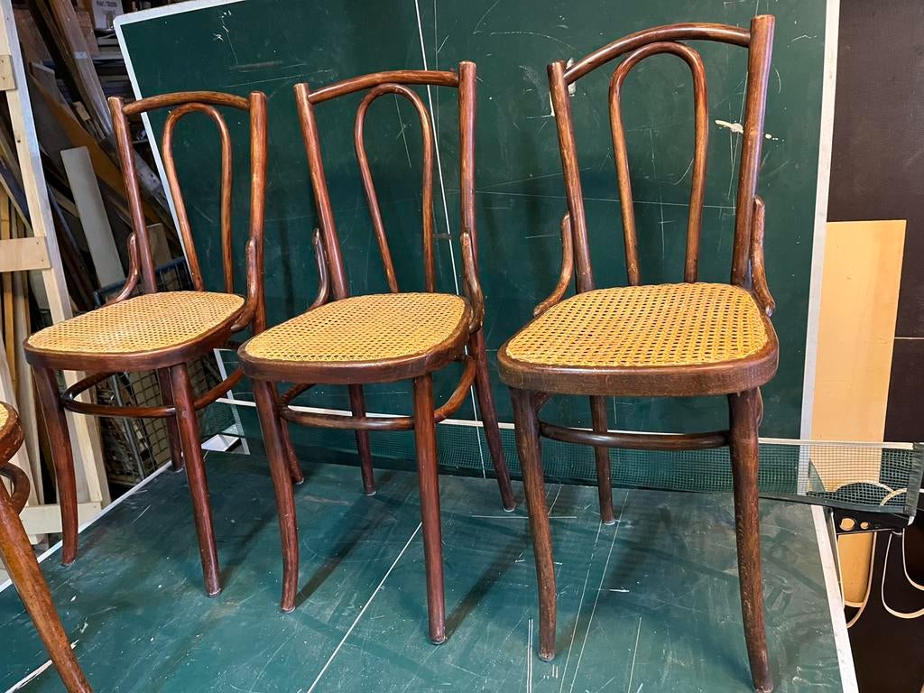 Thonet stoelen originele, Huis en Inrichting, Stoelen, Ophalen of Verzenden, Zo goed als nieuw, Bruin