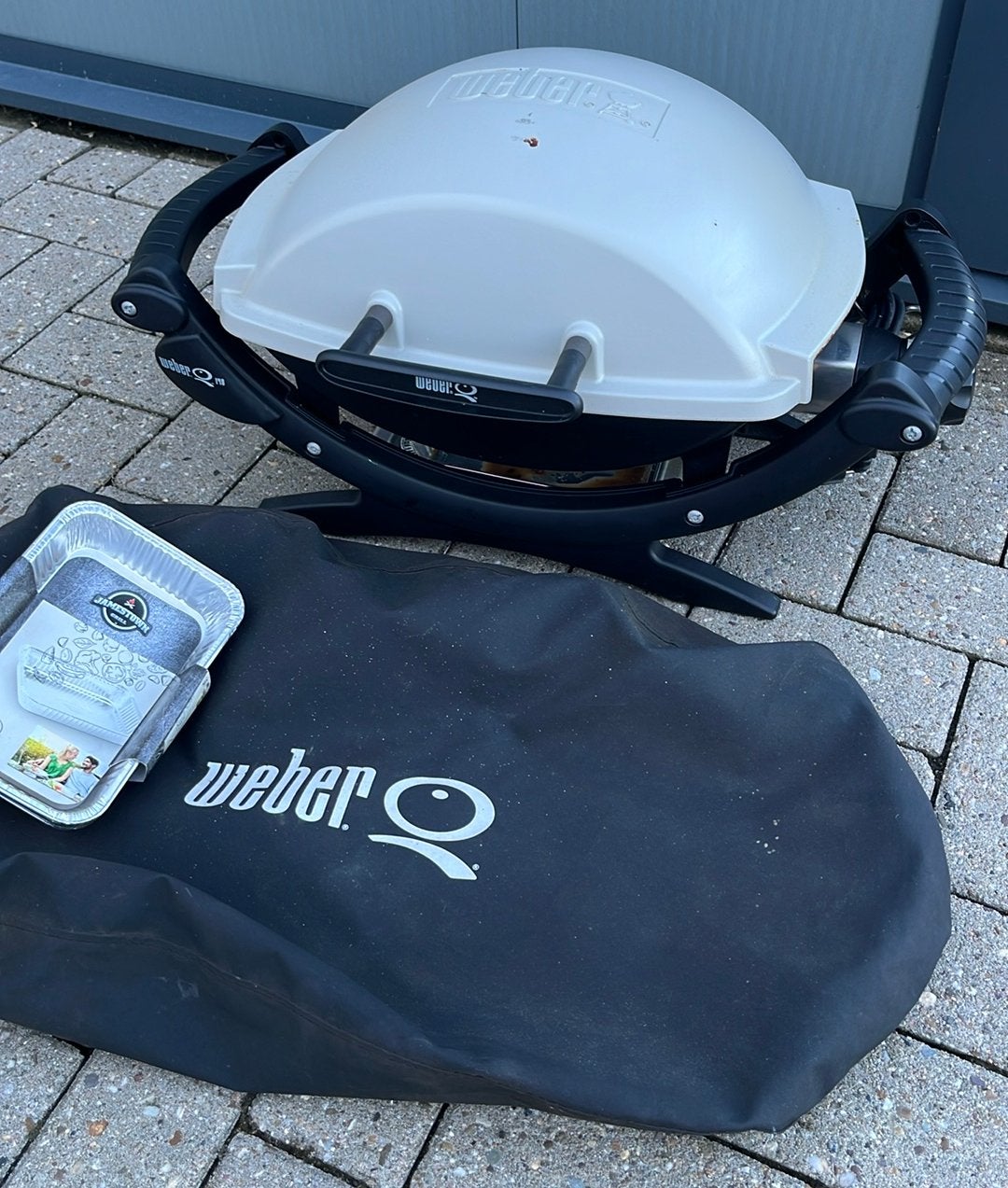 Weber elektrische bbq Q140, Ophalen, Gebruikt