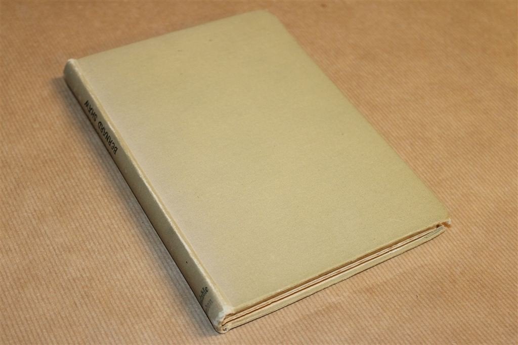 Candida — A Mystery [Bernard Shaw, 1929], Boeken, Ophalen of Verzenden, Gelezen