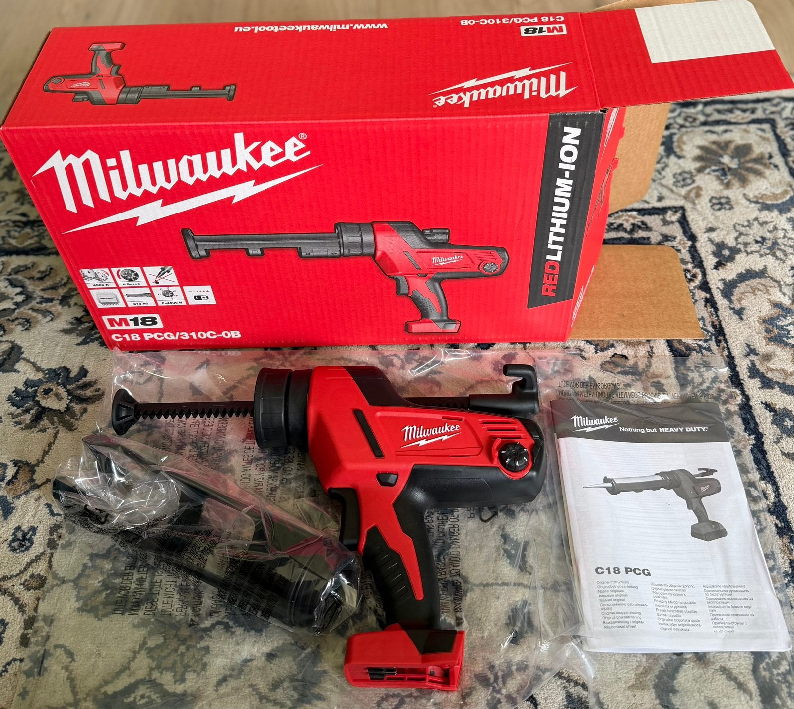 Milwaukee C18 PCG 310C-0 accu kitspuit, Doe-het-zelf en Verbouw, Gereedschap | Handgereedschap, Ophalen of Verzenden, Nieuw