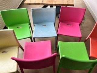 Eetkamer / kantine / tuinstoelen 7 stuks, Ophalen, Kunststof, Gebruikt, Overige kleuren