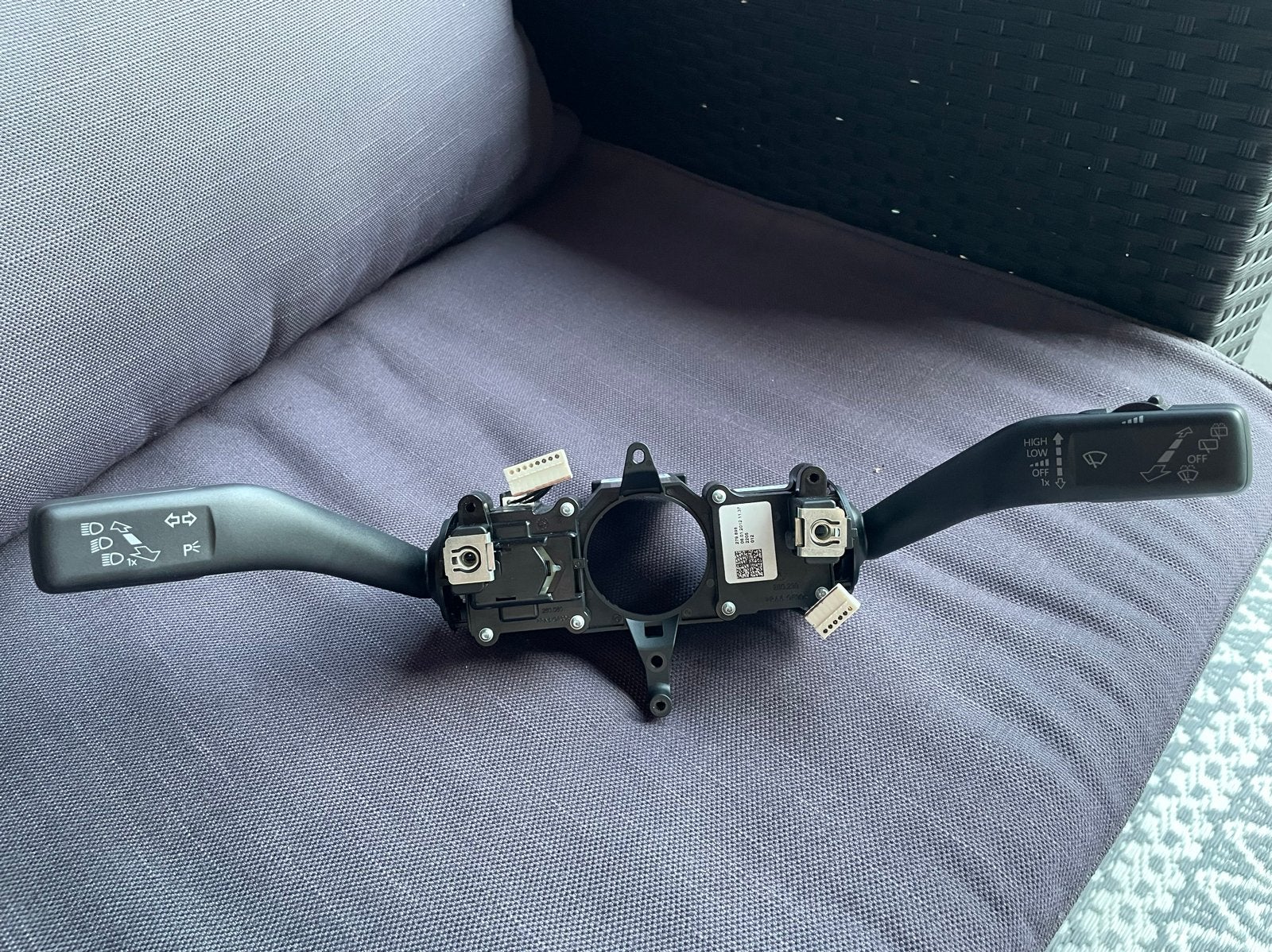 VW Tiguan Richtingaanwijzer en Ruitenwisser Schakelaar, Auto-onderdelen, Dashboard en Schakelaars, Ophalen, Gebruikt, Volkswagen
