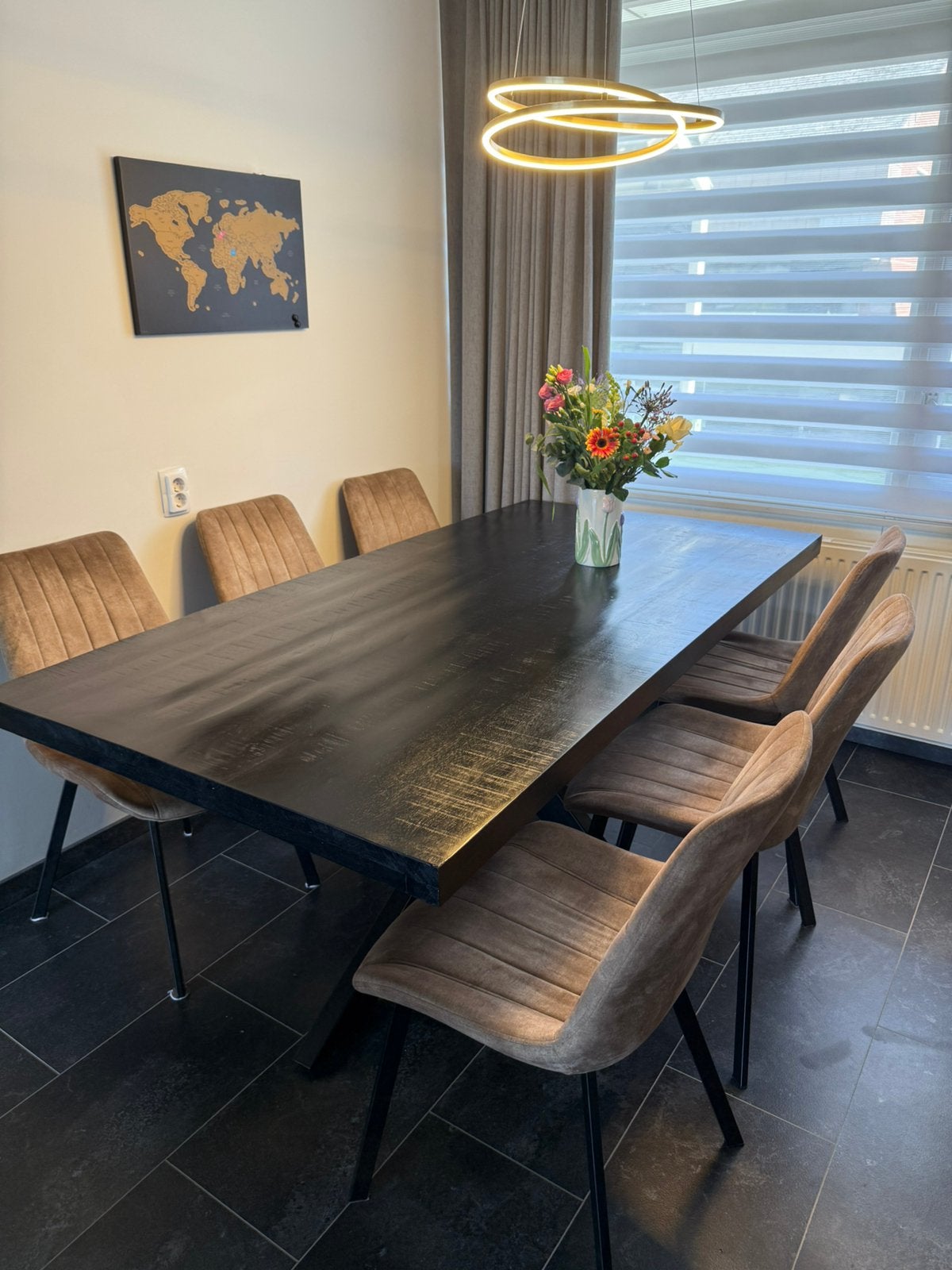 Zwarte mango hout eettafel met stoelen en salontafel, Ophalen, Gebruikt, 200 cm of meer, 50 tot 100 cm