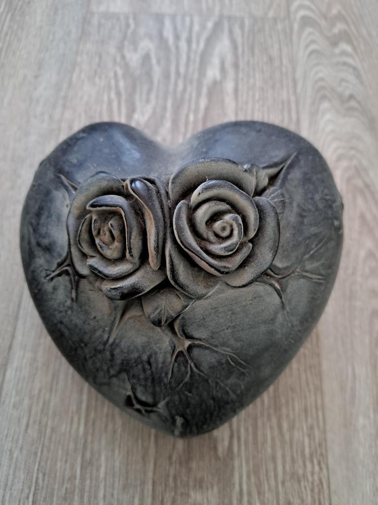 Vorstbestendige Hart Steen met Roze Decoratie, Huis en Inrichting, Ophalen, Nieuw