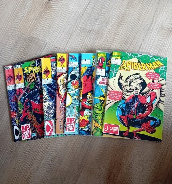 8x Spiderman Special Strips - Junior Press, Meerdere stripboeken, Ophalen of Verzenden, Gelezen