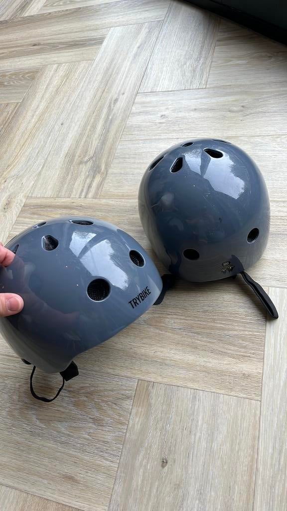 Trybike Coconuts Helm Maat XS Graphite Grey (45-51cm), Ophalen, Gebruikt, XS, Jongen of Meisje