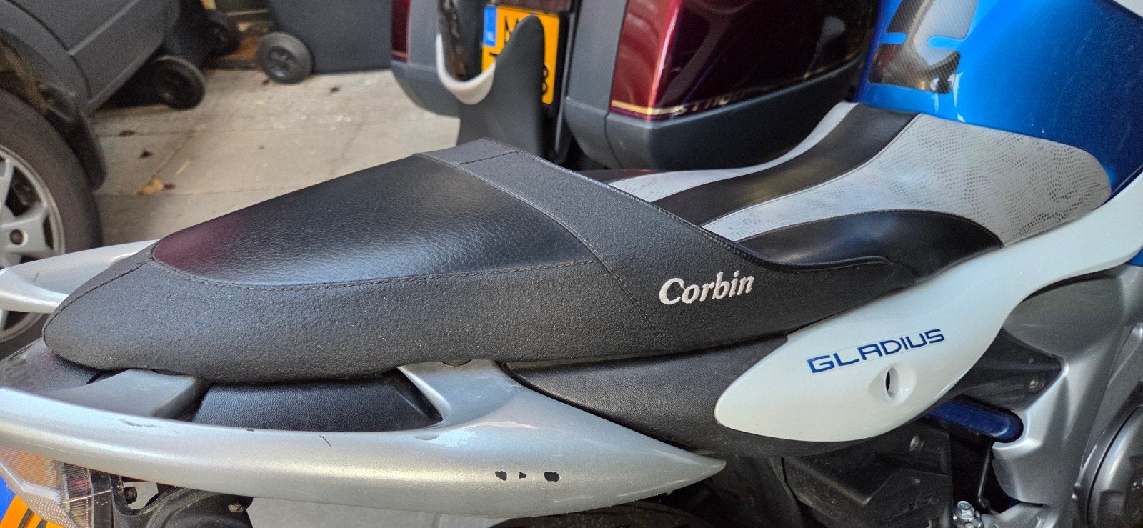 Corbin custom zadel voor Suzuki Gladius 650, Motoren, Ophalen of Verzenden, Gebruikt