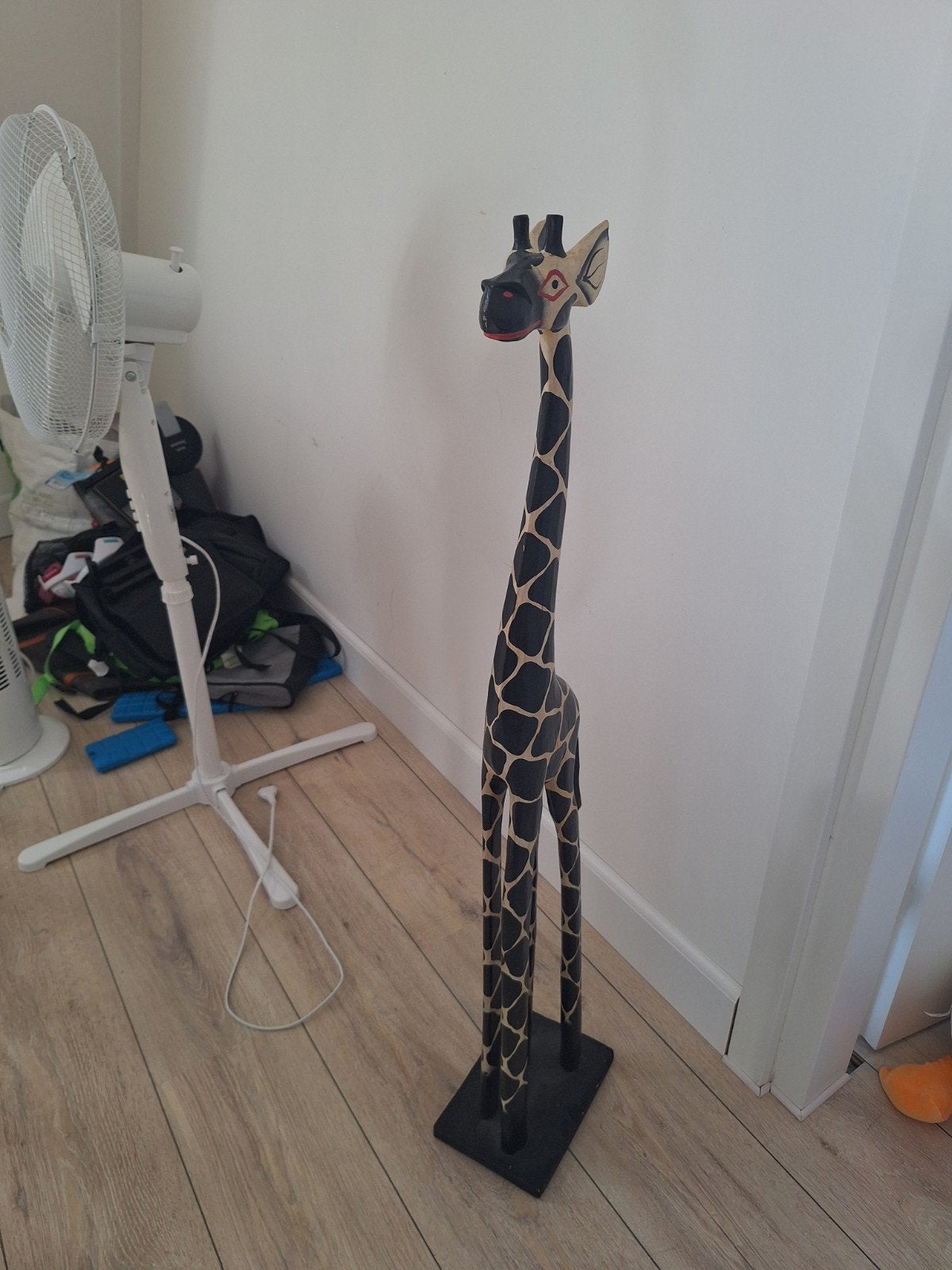 Decoratieve houten giraffe, zwart met beige vlekken, Hout, Zwart, Overige stijlen, Ophalen of Verzenden