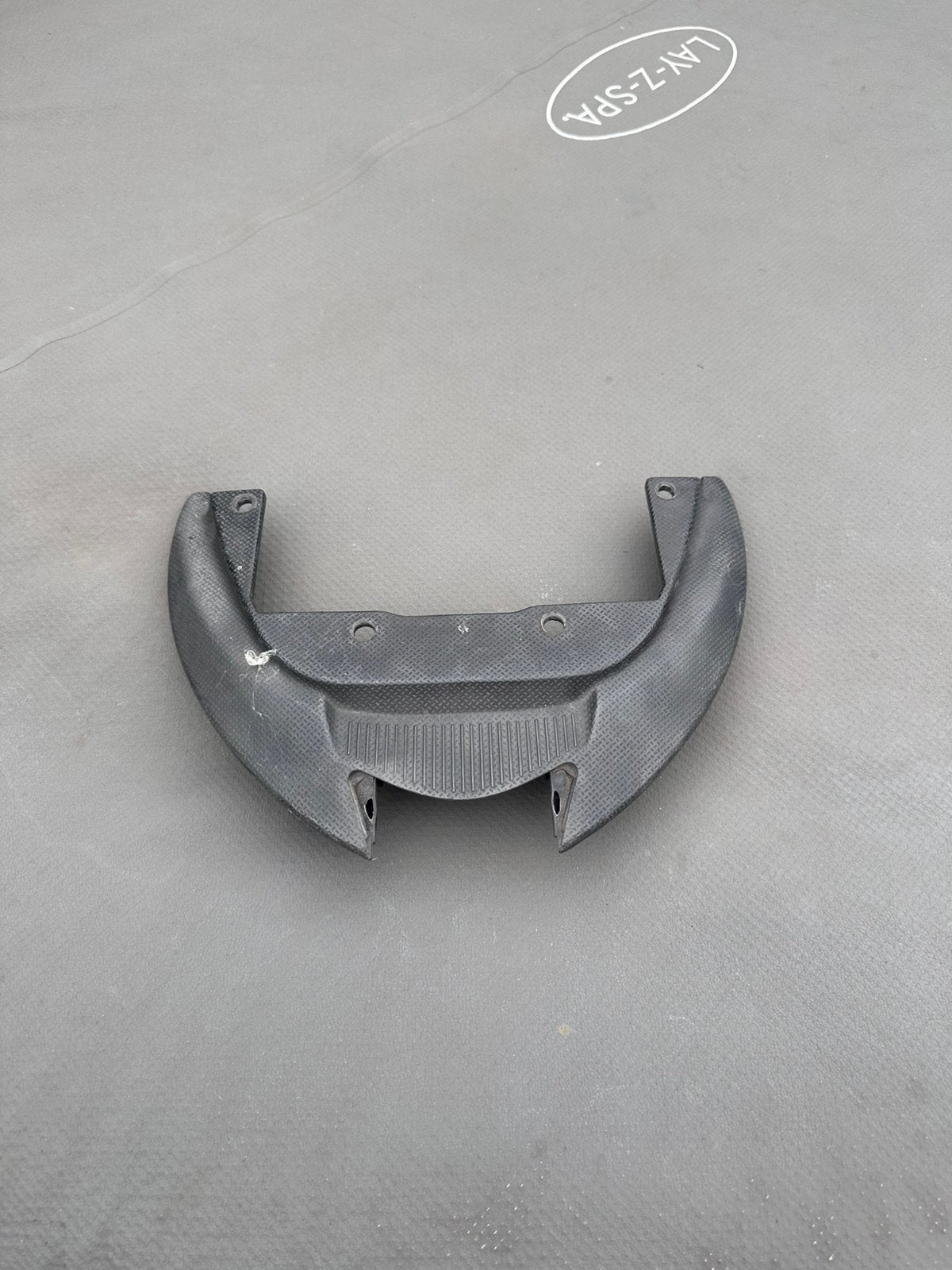 zip spoiler zonder licht, Ophalen