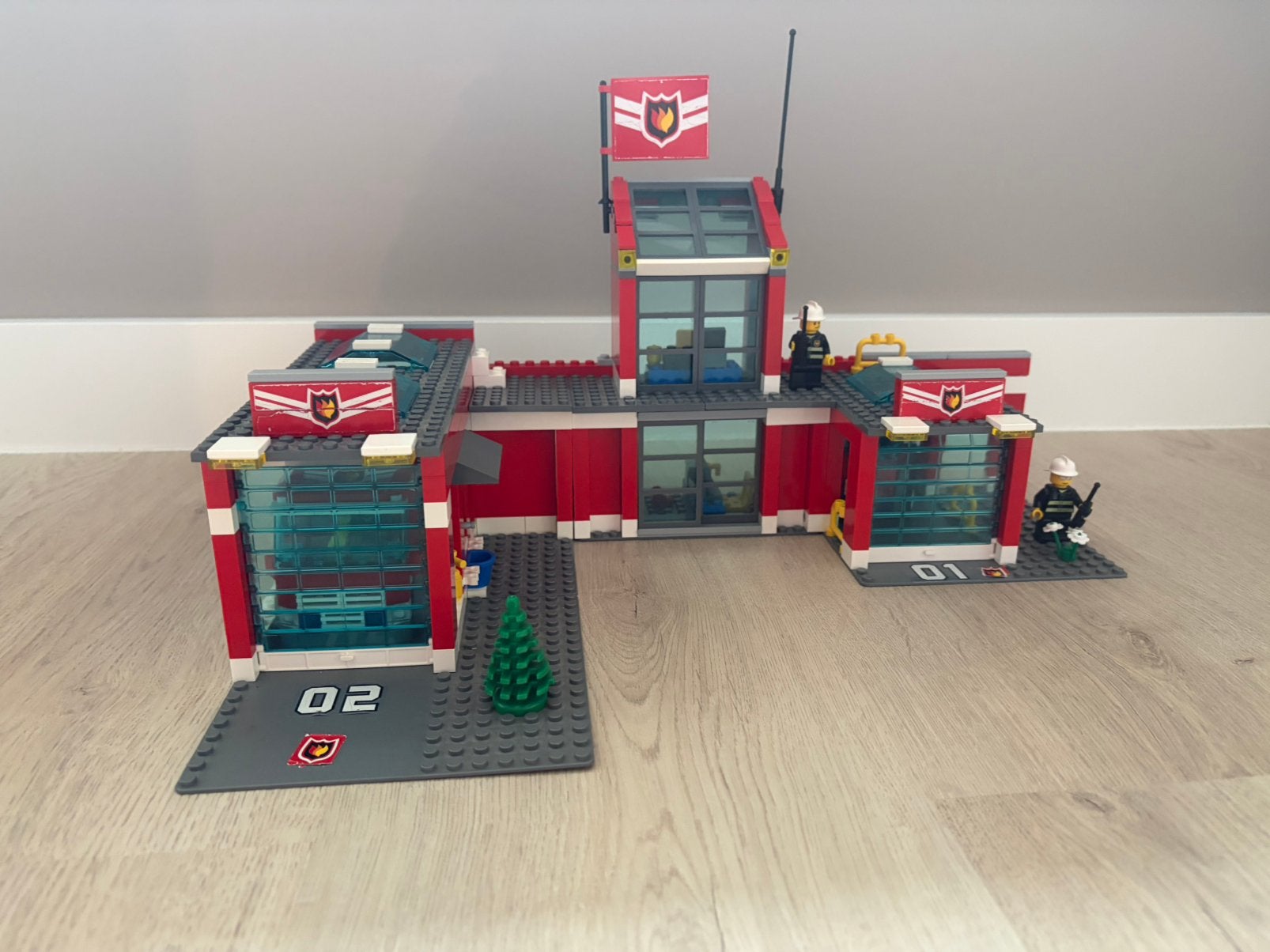 Lego brandweerkarzerne 7945, City, Lego, Ophalen of Verzenden, Zo goed als nieuw