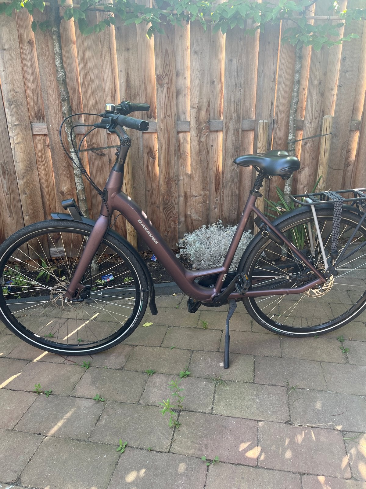Batavus Finez, 2022, goed onderhouden, donkerpaars, Fietsen en Brommers, Fietsen | Dames | Damesfietsen, Ophalen, Versnellingen