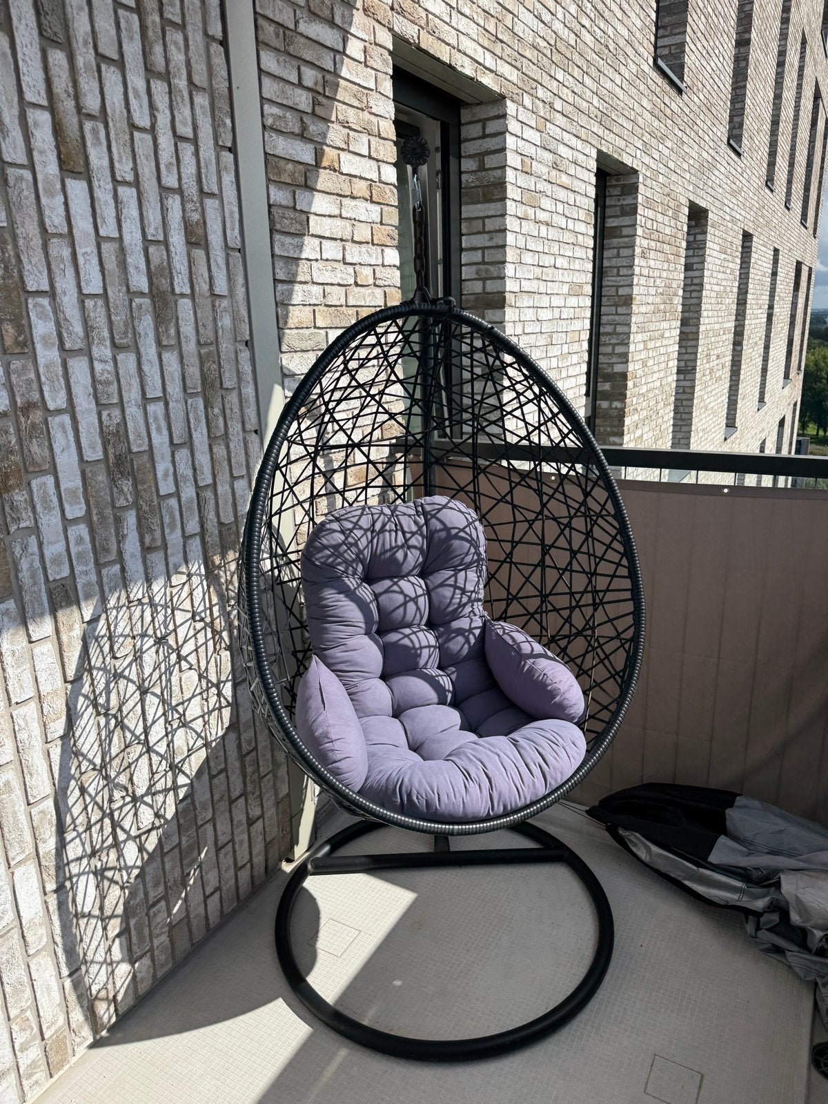 Hangstoel ei rotan inclusief kussen en beschermhoes, Tuin en Terras, Ophalen of Verzenden, Gebruikt, Rotan