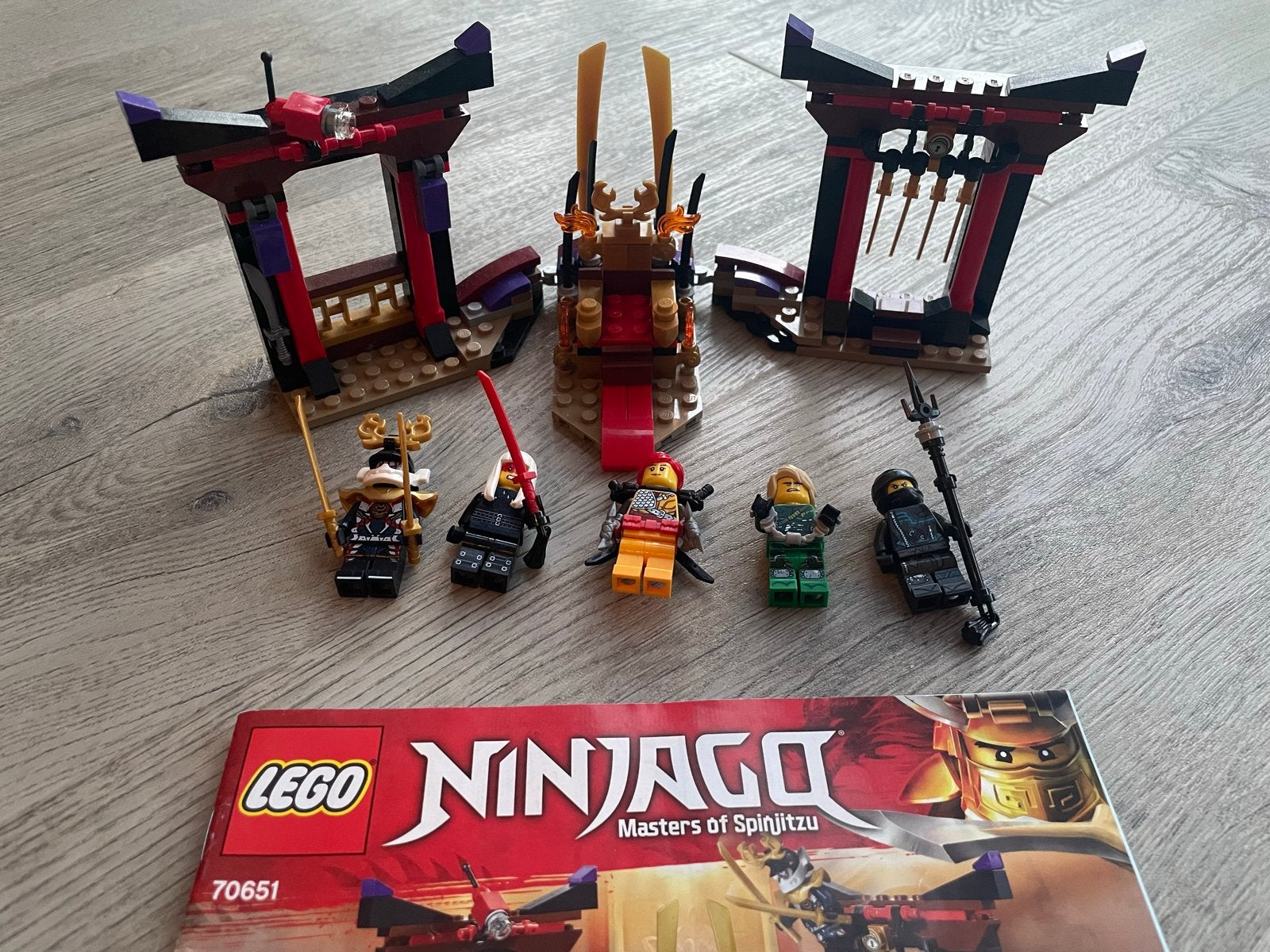 Lego Ninjago 70651 Troonzaal Duel met minifiguren, Ophalen, Lego, Compleet, Zo goed als nieuw