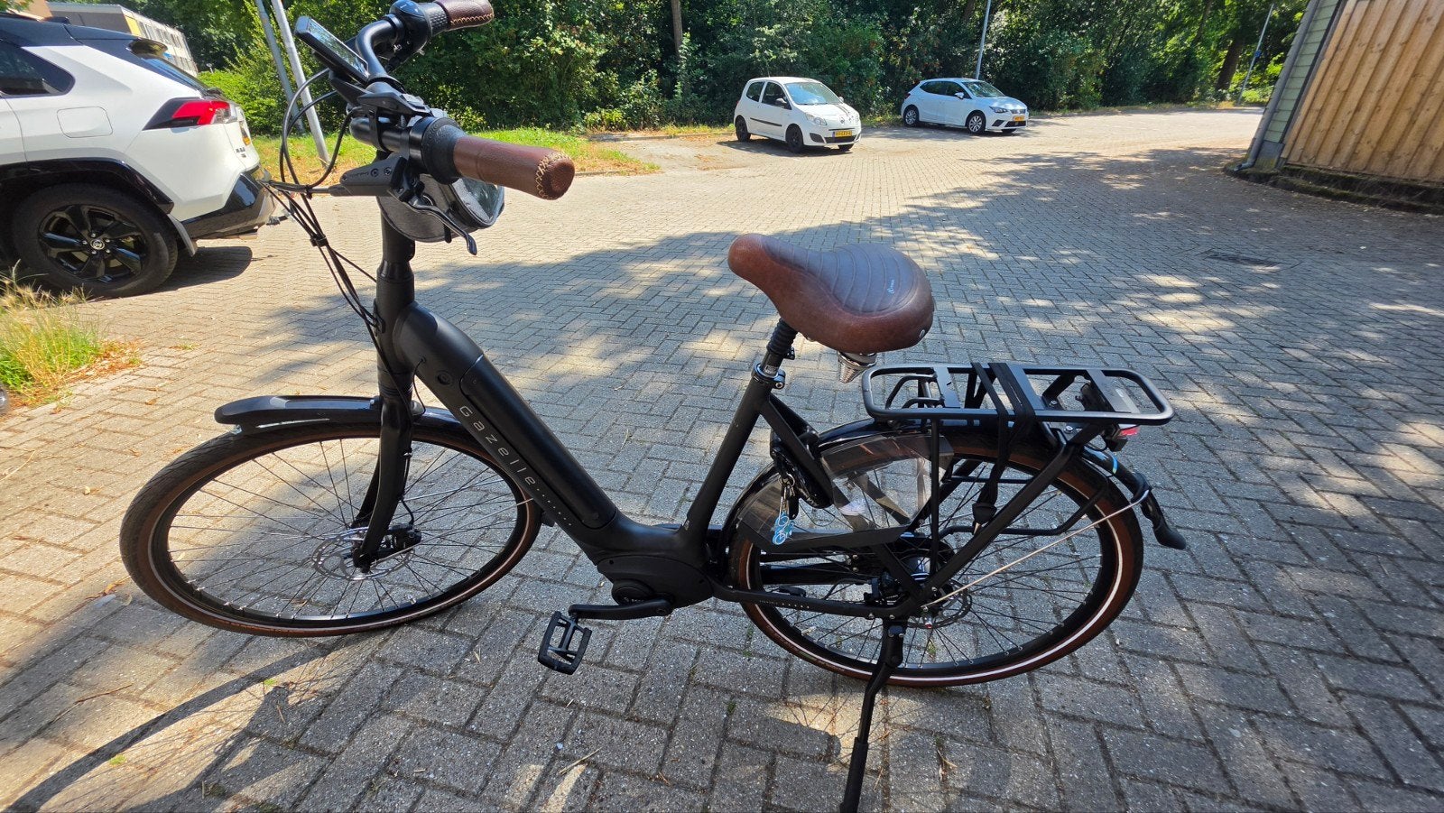 Gazelle Grenoble C8 HMB Dames 2024 - Z.G.A.N. E-bike, 51 tot 55 cm, Ophalen, Zo goed als nieuw, Gazelle