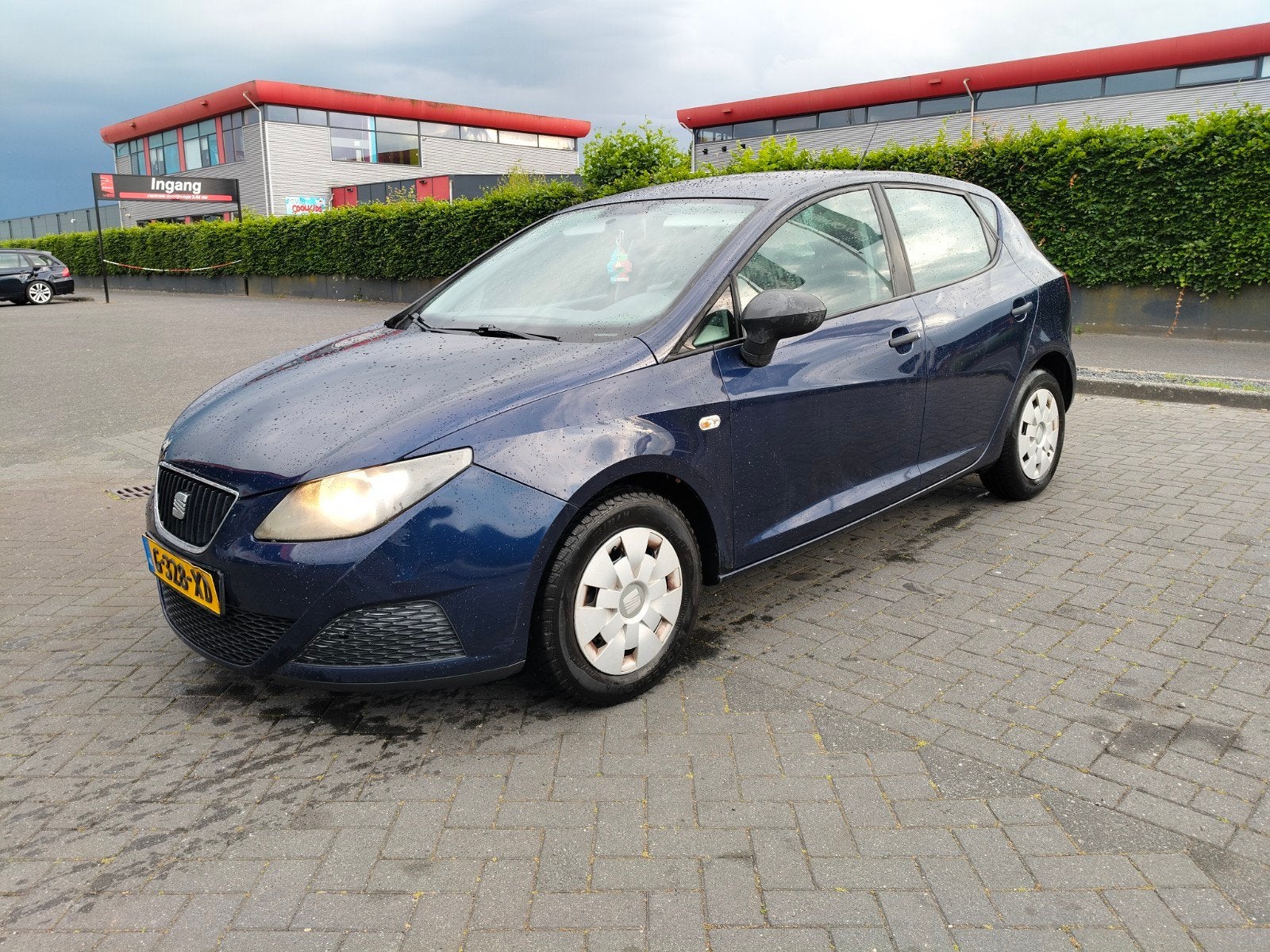 Seat Ibiza 1.4 63KW 5DRS 2009 NW APK, Auto's, Voorwielaandrijving, Stof, 40 €/maand, Zwart
